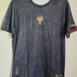Nike Men's Black and Navy T-shirt